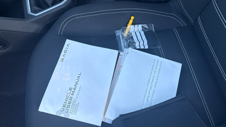 Dacia Sandero 1.0 Tce Expression 5dr Petrol Hatchback